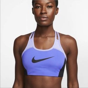 Nike Swoosh Sports Bra